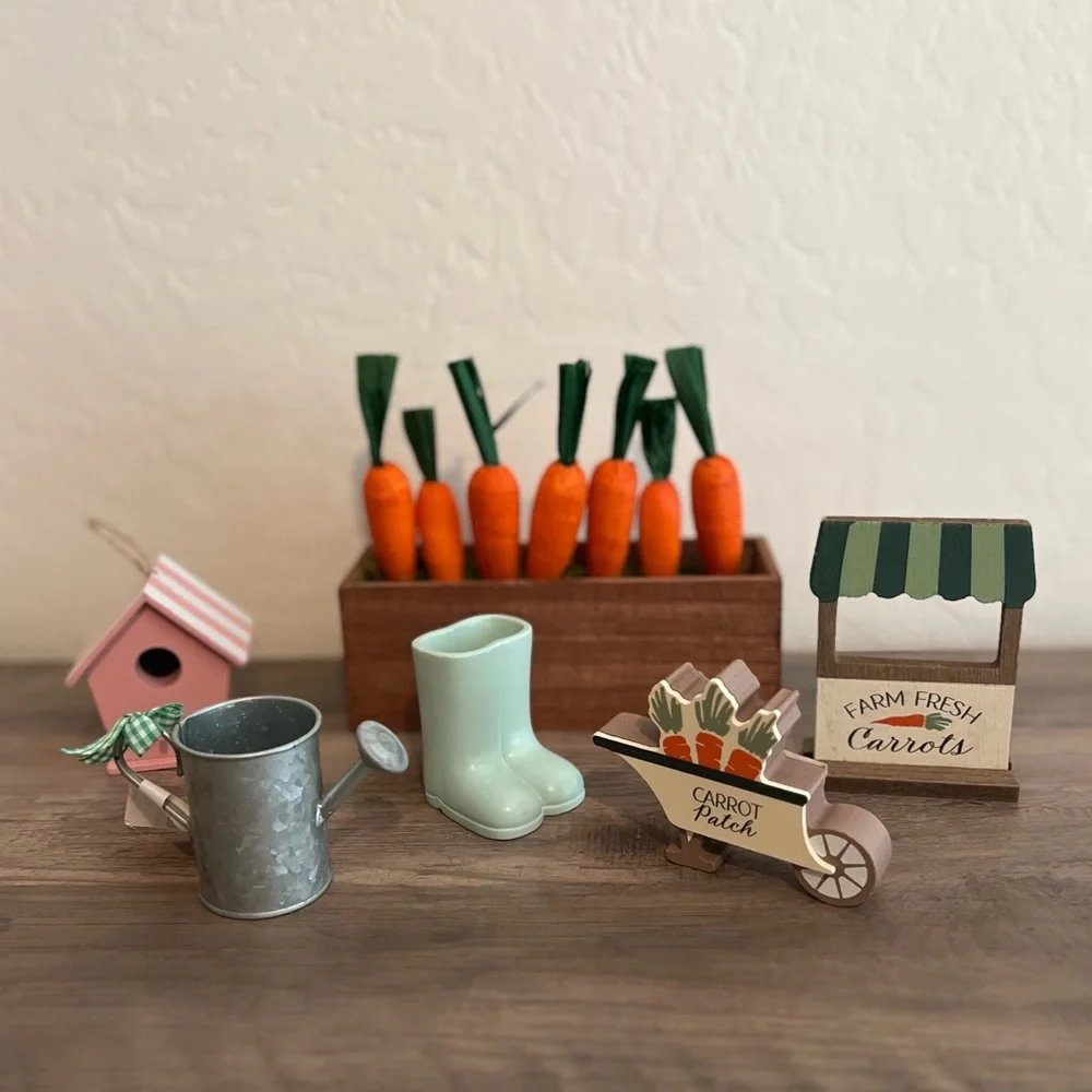Target Bullseyes Playground Potted Carrots & Farm Easter Prop Set of 5